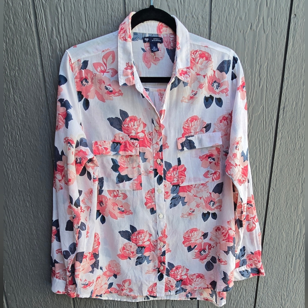 GAP Floral Button Up - Boyfriend Fit
